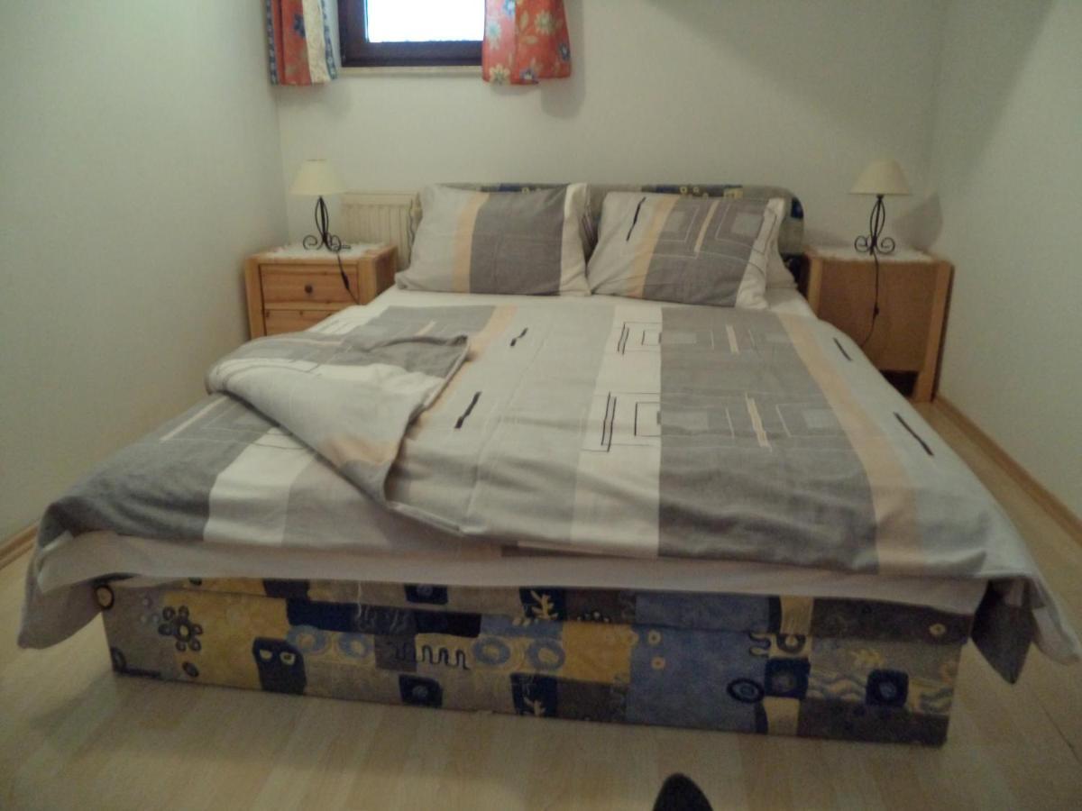 Ferienwohnung Kunterbunt Gosau Luaran gambar