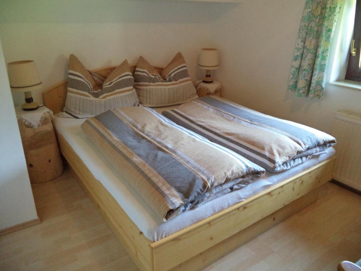 Ferienwohnung Kunterbunt Gosau Luaran gambar
