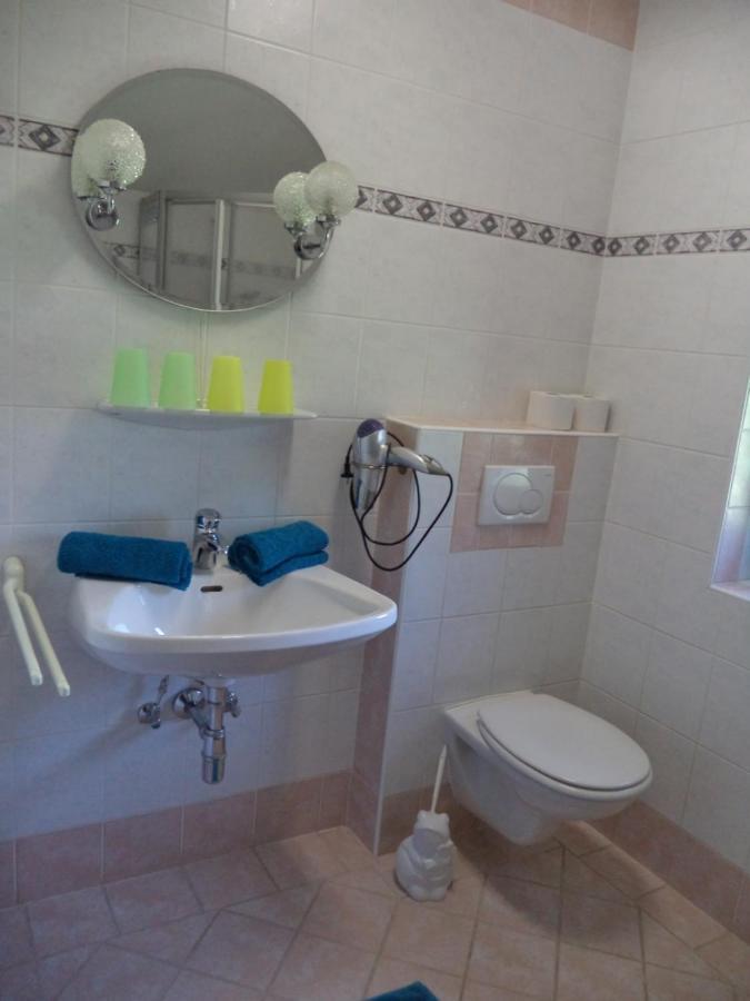 Ferienwohnung Kunterbunt Gosau Luaran gambar