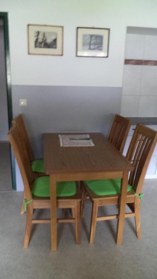 Ferienwohnung Kunterbunt Gosau Luaran gambar